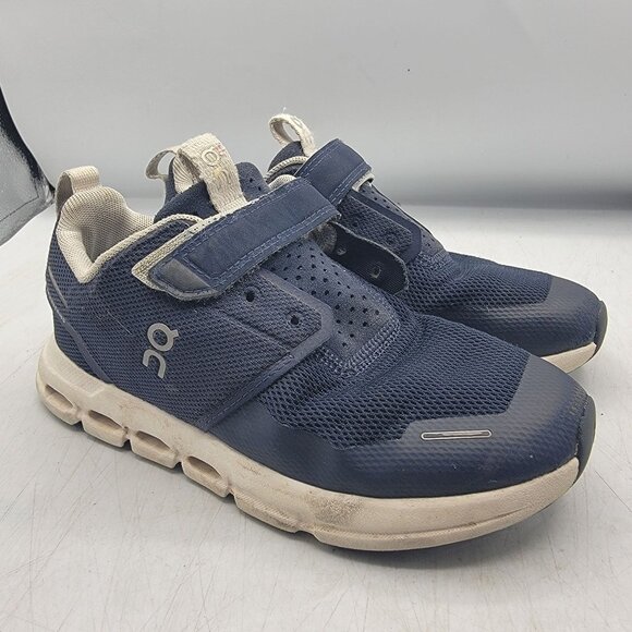 On Cloud Cloudplay Kids 1K Blue Athletic Sneakers School Casual Walking Out
